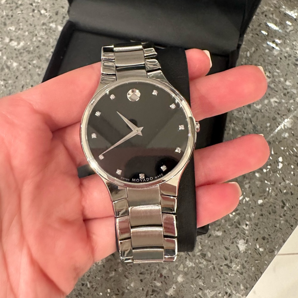 MENS MOVADO MUSEUM CLASSIC NEW WATCH
